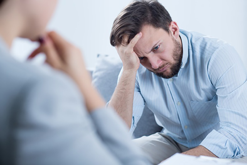 Trao đổi với bác sĩ về các trở ngại đang gặp phải khi quan hệ là một trong những cách giúp cuộc sống tình dục trở nên thăng hoa hơn