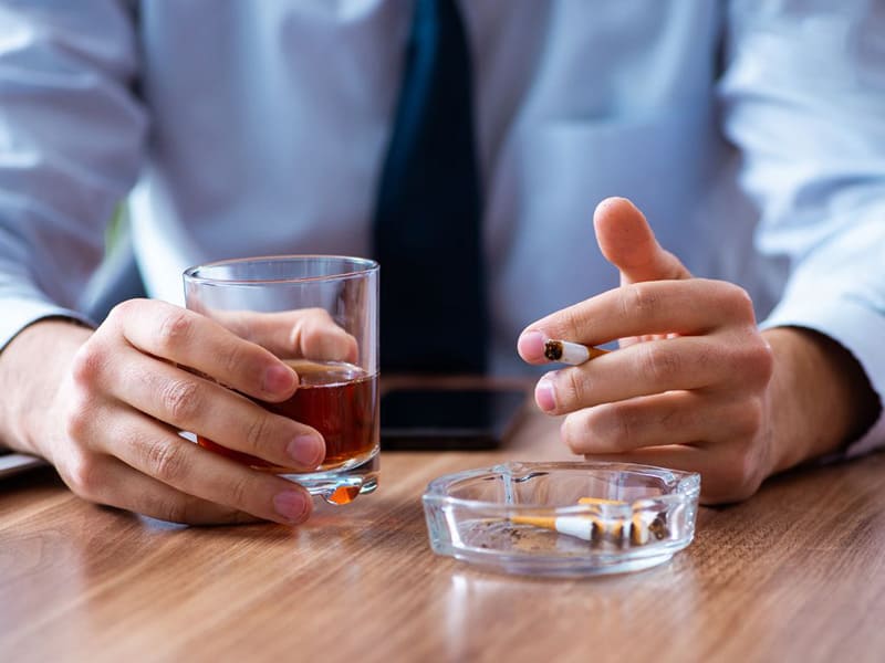 các chất kích thích gây ảnh hưởng đến nội tiết tố nam