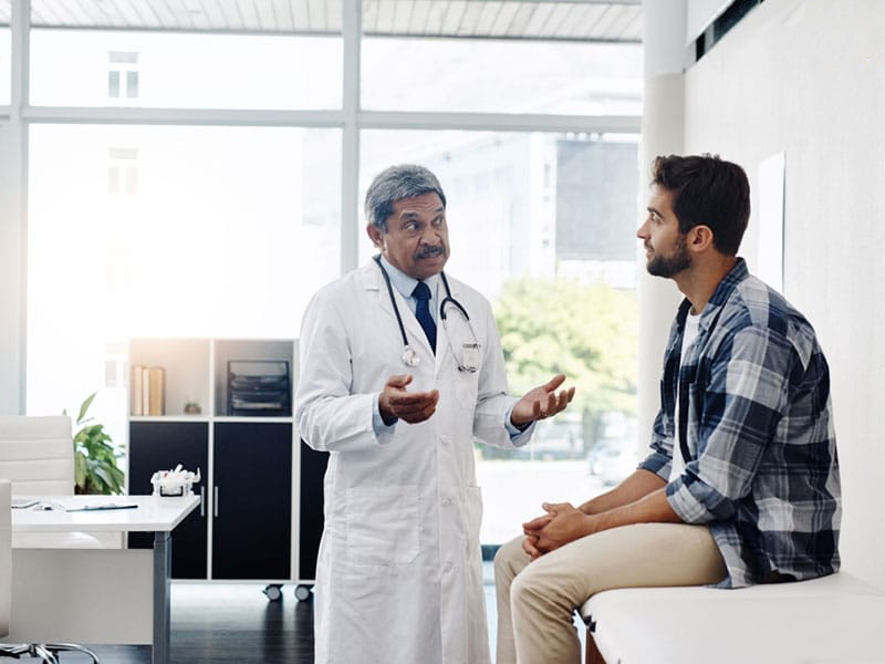 Đừng quên thăm khám cùng bác sĩ nếu cảm thấy những triệu chứng bất thường khi xuất tinh