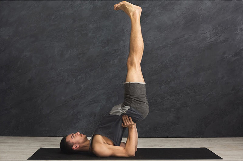 tư thế đứng trên vai trong yoga tư thế đứng trên vai trong yoga