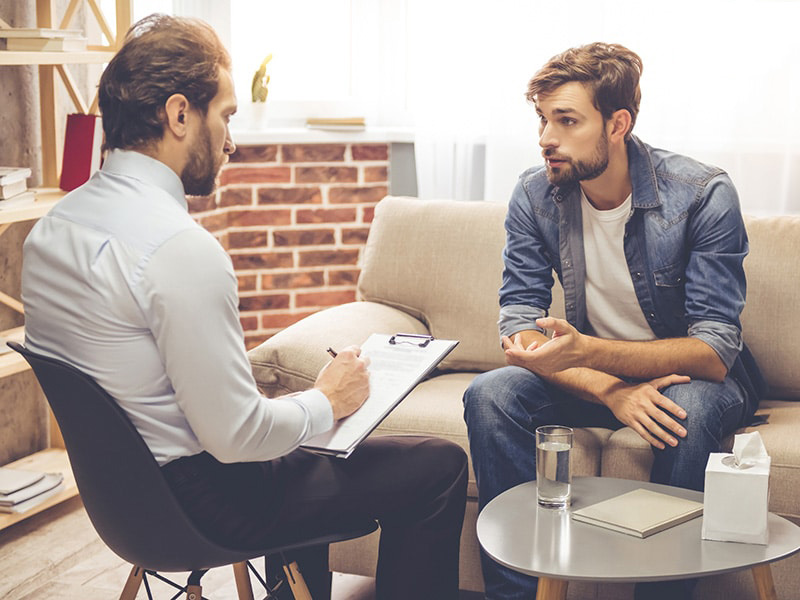 người bệnh cần tìm đến chuyên gia tâm lý để cải thiện rối loạn cương dương do tâm lý