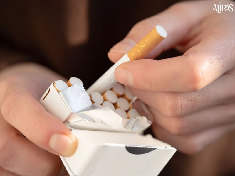 Nghiện thuốc lá làm tăng nguy cơ rối loạn cương dương