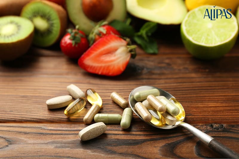 sử dụng viên uống vitamin với liều lượng phù hợp