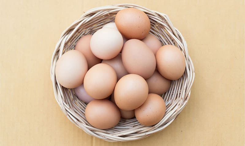 trứng gà cung cấp nhiều chất dinh dưỡng tốt cho sức khỏe sinh lý nam, có thể kết hợp với gừng và mật ong để gia tăng hiệu quả. trứng gà cung cấp nhiều chất dinh dưỡng tốt cho sức khỏe sinh lý nam, có thể kết hợp với gừng và mật ong để gia tăng hiệu quả.