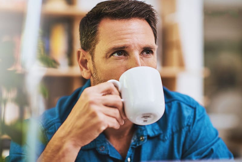 tiêu thụ quá nhiều cà phê có thể ảnh hưởng sinh lý nam